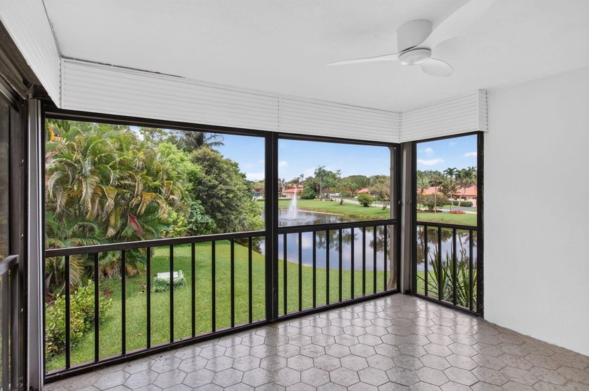 UPDATED UPPER CORNER 2 BED, 2BTH CONDO W/LAKEVIEWS. FRESHLY - photo 33