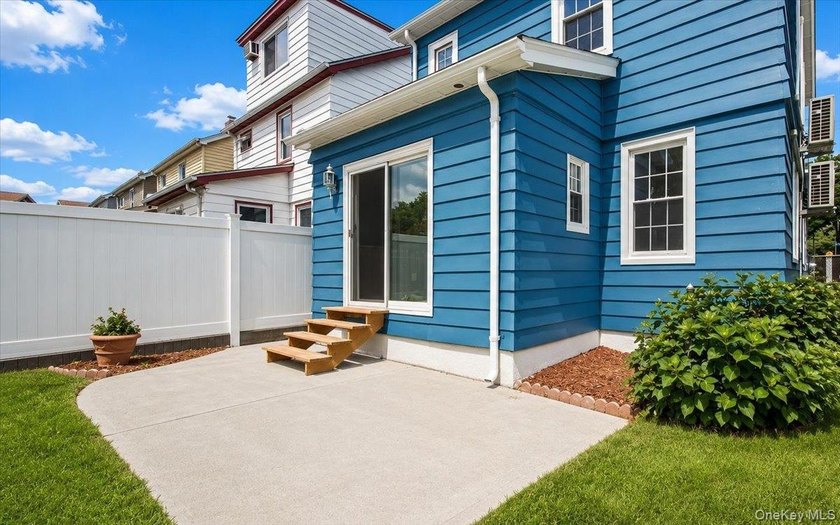 Space, Style, and Sophistication - A Fully Renovated Colonial on - photo 48