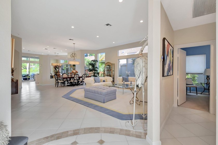 Perfect Cul-De-Sac Home in Manchester Greens, Wycliffe Golf &amp; - photo 7