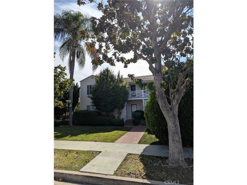 Truly a one-of-a-kind *unicorn* property! Tucked away in the - photo 2