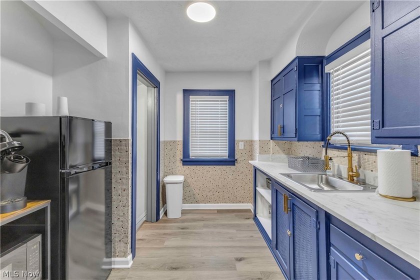 18515 Underwood Avenue is a fully renovated mixed-use property - photo 19