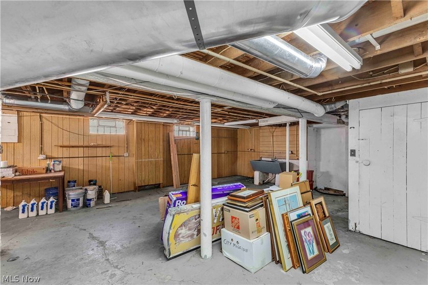 18515 Underwood Avenue is a fully renovated mixed-use property - photo 22