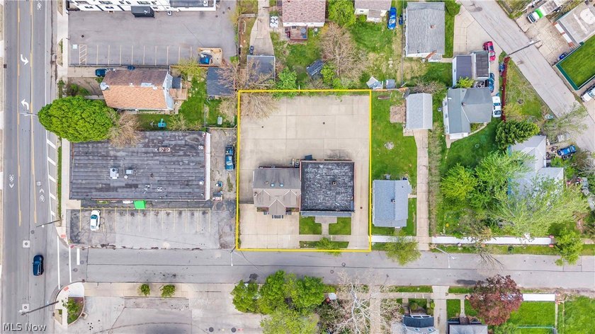 18515 Underwood Avenue is a fully renovated mixed-use property - photo 25