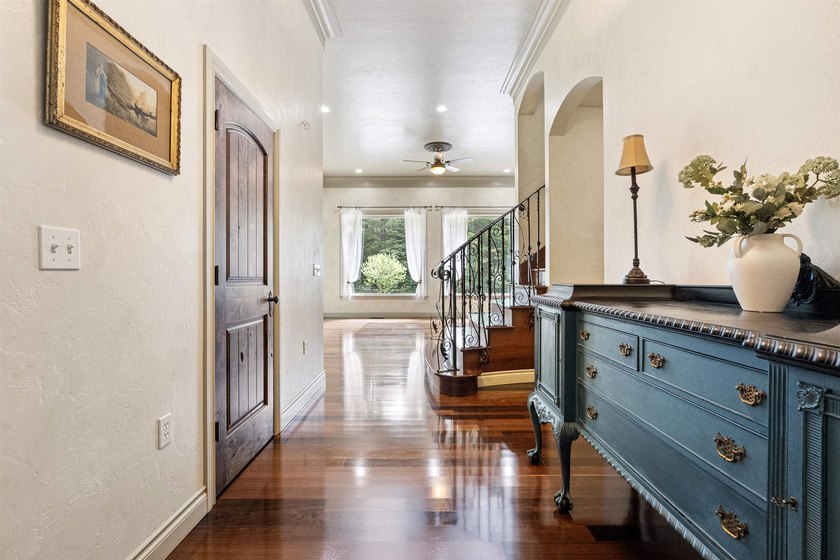 Luxury redwood forest oasis on 20 private acres. This - photo 3