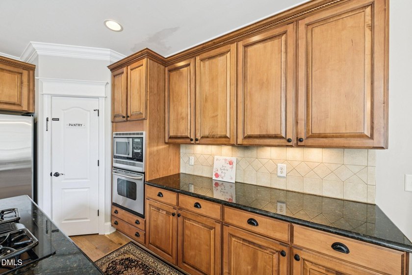 Welcome to this spacious 6-bedroom, 4.5-bath home in The - photo 14