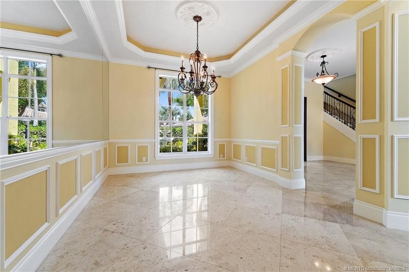 Welcome to 32 Wiregrass Court, a Custom Estate on a private 0 - photo 21