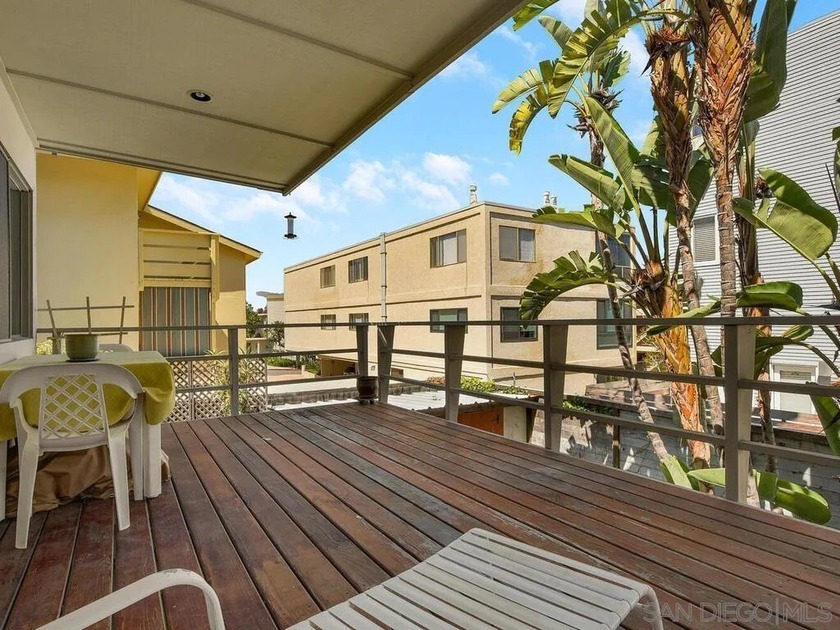 Special and Rare opportunity to own 8 unit apartment building in - photo 11