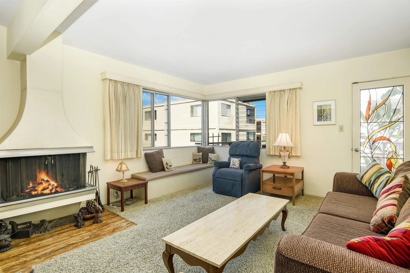 Special and Rare opportunity to own 8 unit apartment building in - photo 27