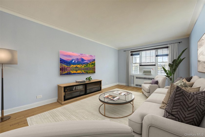 FOREST HILLS SOUTH - The Prewar Gem of Forest Hills. Welcome to - photo 9