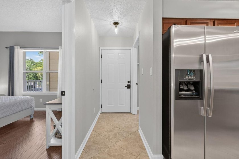 How Do I Love Thee Adorable Condo? Let me count the ways! - photo 34