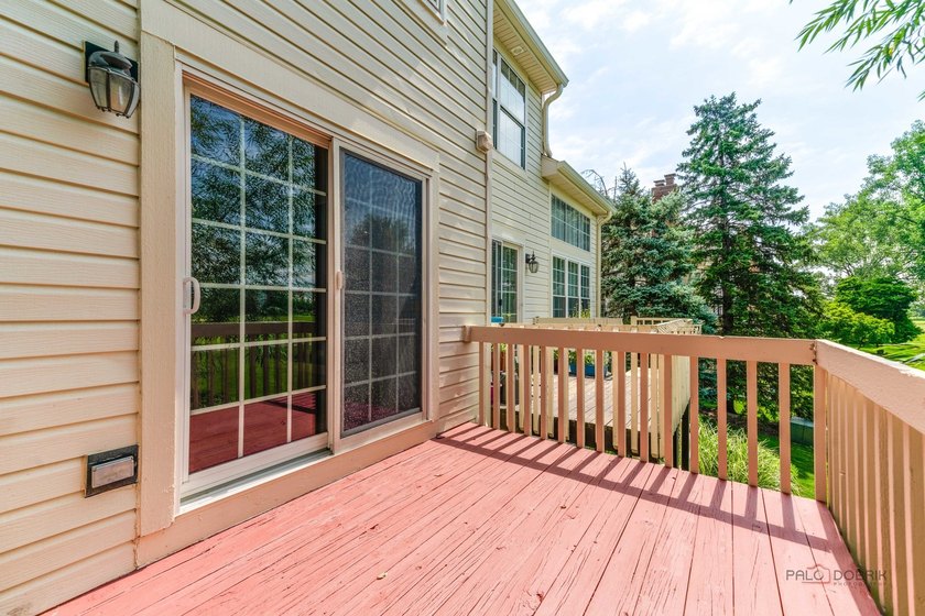Welcome to one of the finest townhomes in the Schaumburg/Hoffman - photo 31