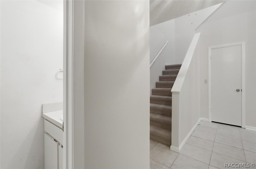 Welcome to maintenance-free living in the desirable Third - photo 24