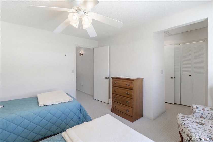 Welcome to maintenance-free living in the desirable Third - photo 30