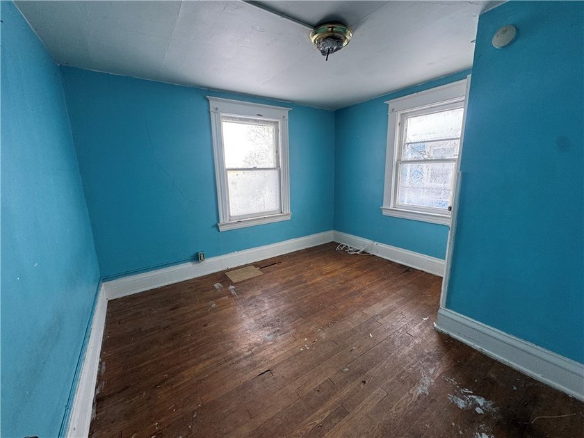 Welcome to 760 Seward St. This 1455 sq ft home, is designed to - photo 10