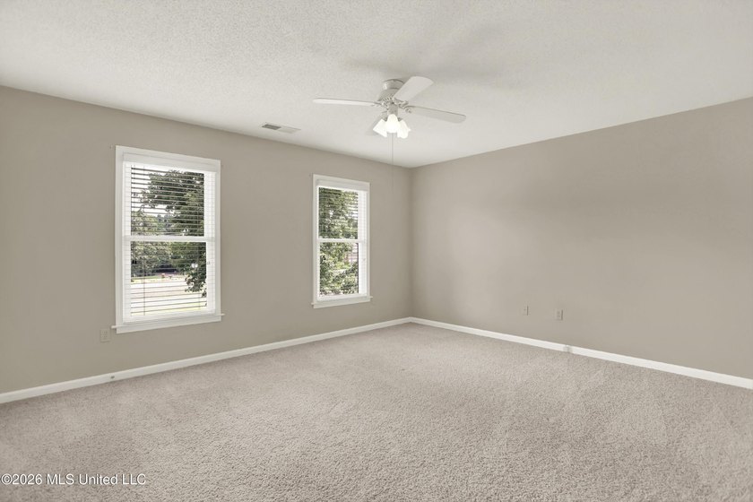 Welcome to Hunters Run-an exclusive, peaceful development of - photo 32