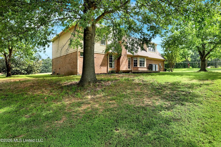 Welcome to Hunters Run-an exclusive, peaceful development of - photo 40