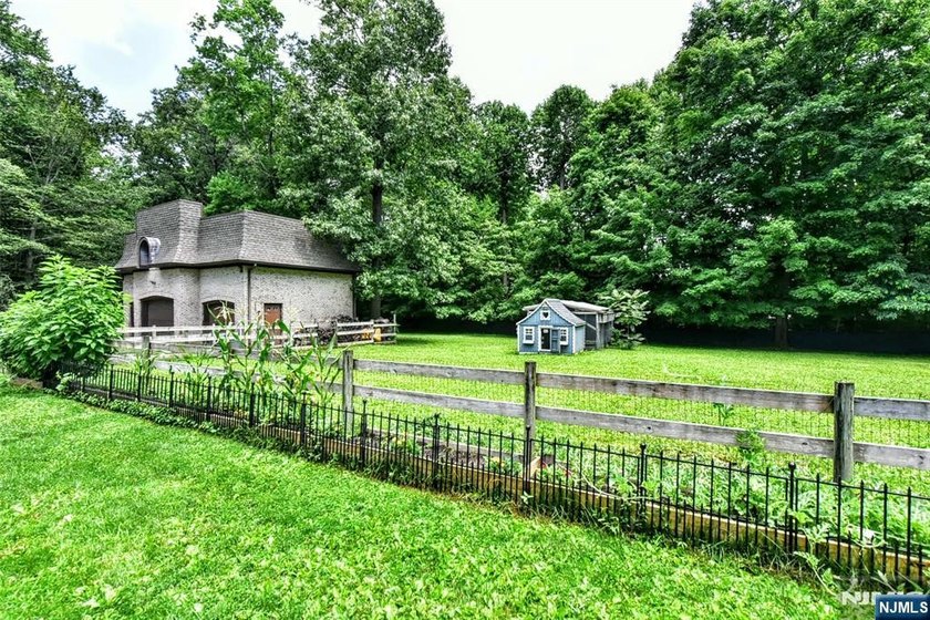 A rare offering in one of Saddle River's most coveted enclaves - photo 47