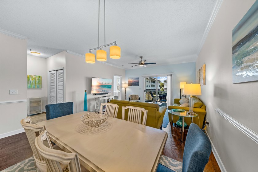 Impeccably maintained and beautifully upgraded 2-bedroom, 2-bath - photo 16