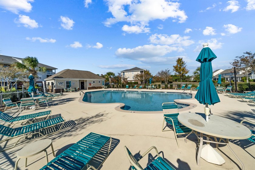 Impeccably maintained and beautifully upgraded 2-bedroom, 2-bath - photo 21