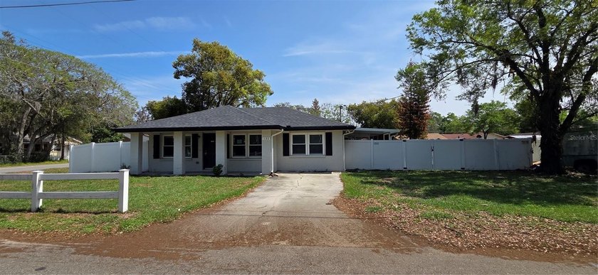 Under contract-accepting backup offers. MULTIPLE OFFERS RECEIVED - photo 2