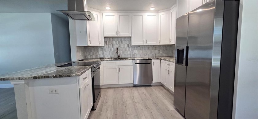 Under contract-accepting backup offers. MULTIPLE OFFERS RECEIVED - photo 8