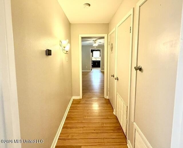 Welcome to the *Christmas Light House*! This charming, 2 - photo 34