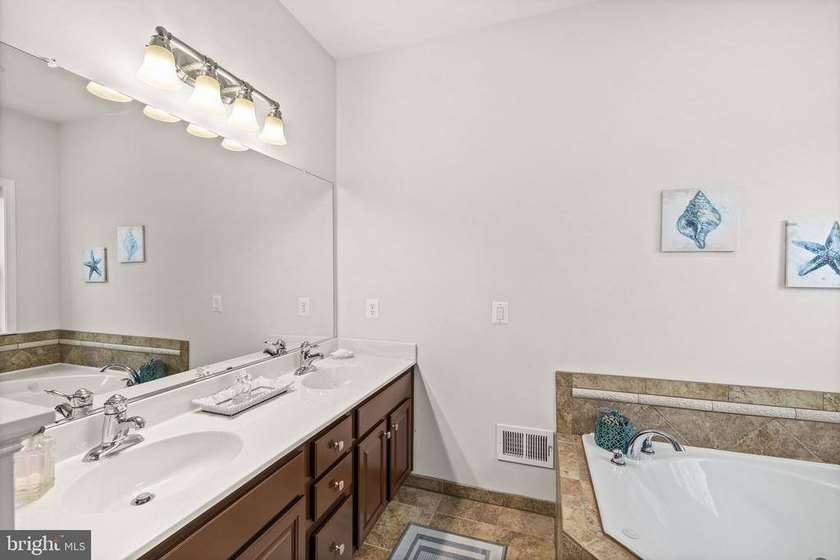 Seller found a home! Job relocation. NO HOA! Tucked away on a - photo 42