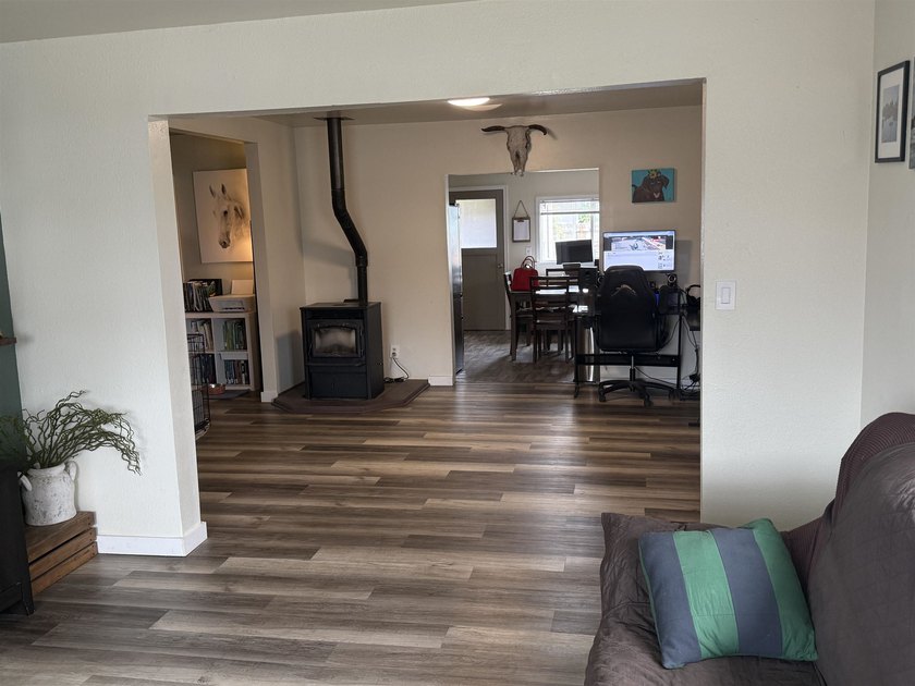 Welcome to 841 Cooper Avenue, a unique Crescent City property - photo 8