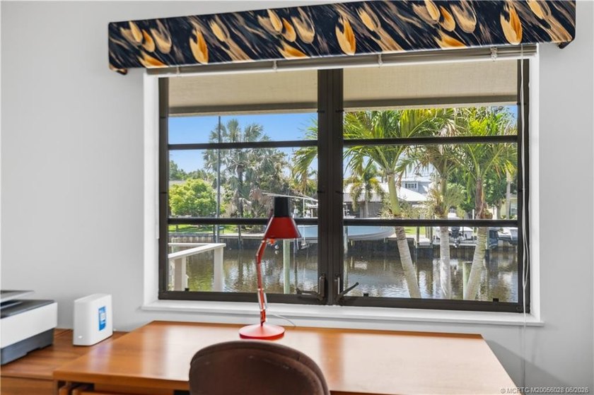 Rare waterfront opportunity in Seagate Harbor! Lovingly - photo 18