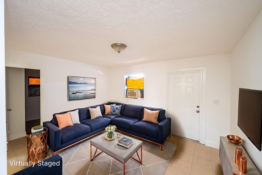 Fantastic income-producing duplex in the rapidly growing area of - photo 16