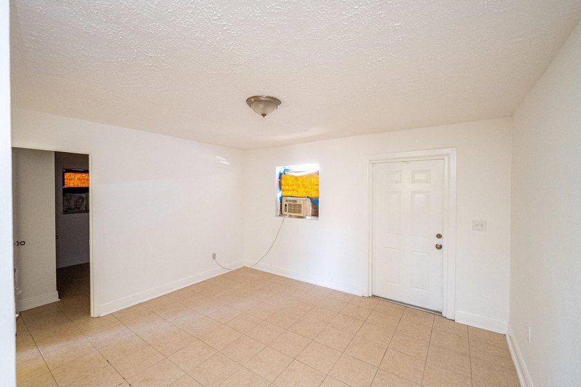 Fantastic income-producing duplex in the rapidly growing area of - photo 17