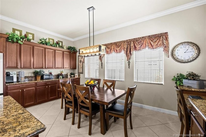 Rare opportunity in prestigious Highland Reserve! This - photo 20