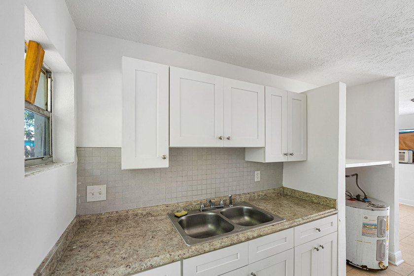 Fantastic income-producing duplex in the rapidly growing area of - photo 25