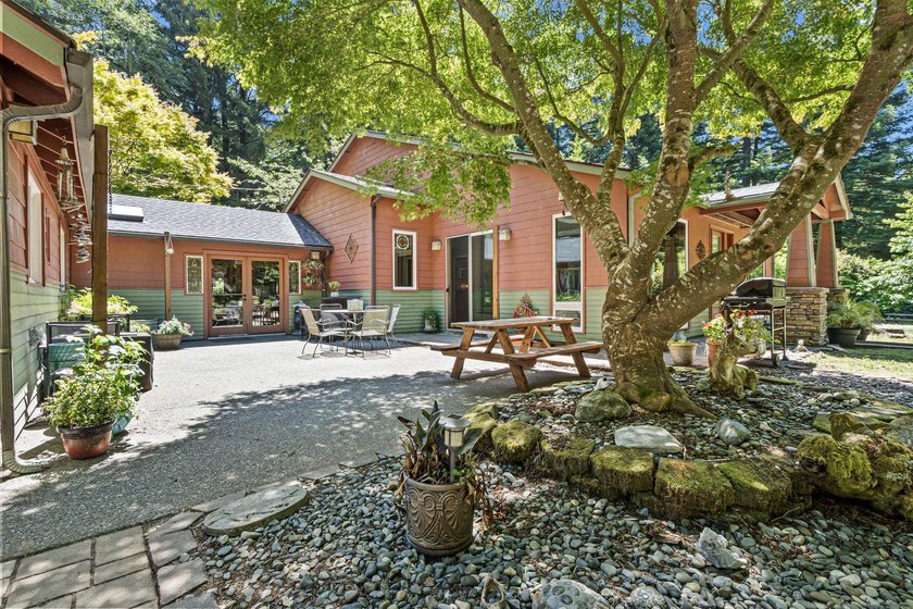Discover your own private paradise with this expansive 6.00-acre - photo 3