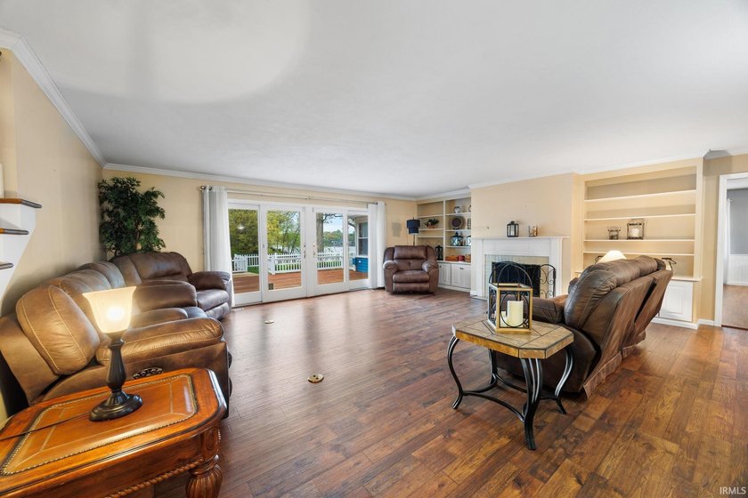 **Lake Shafer Retreat - Stunning Waterfront Property!!** This - photo 12