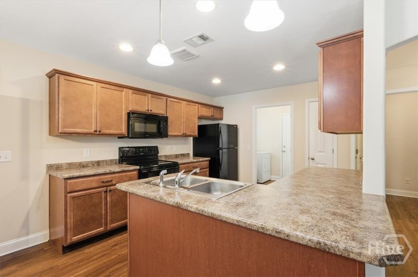 Welcome to 121 Ristona Drive...Step inside this beautifully - photo 8