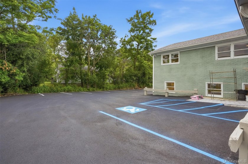 INVESTMENT OPPORTUNITY |FULLY RENOVATED PROFESSIONAL BUILDING - photo 36