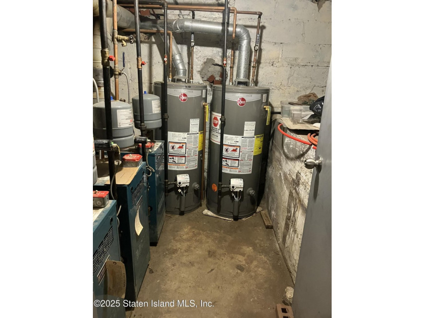 Mixed-Use Property - The first floor features an established - photo 13