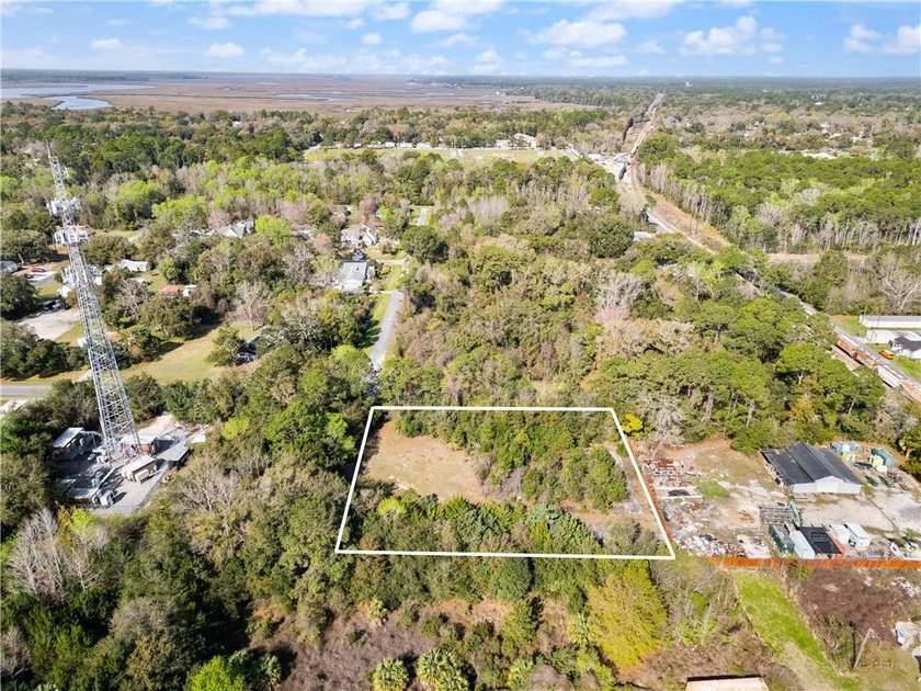 1.00 acre commercial lot in Downtown St.Marys, Georgia. Two - photo 5