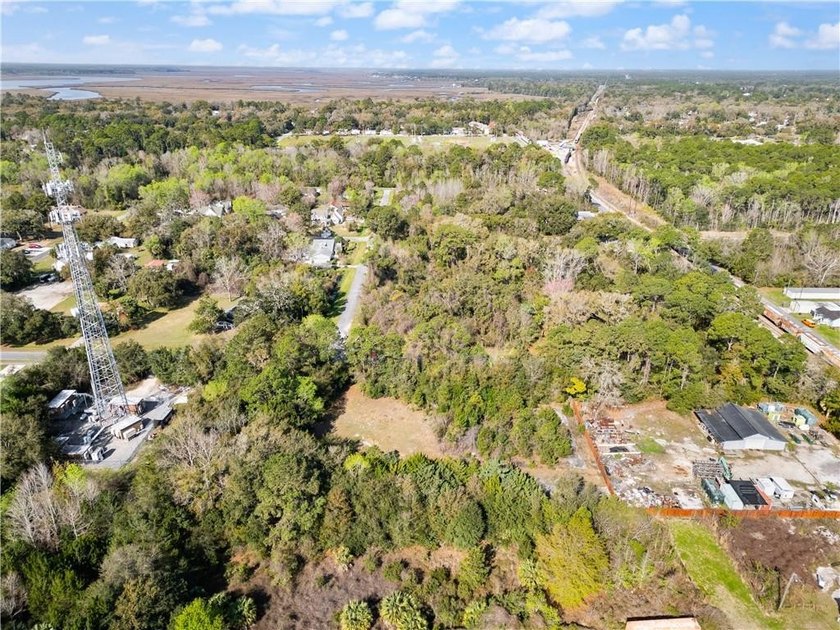 1.00 acre commercial lot in Downtown St.Marys, Georgia. Two - photo 6