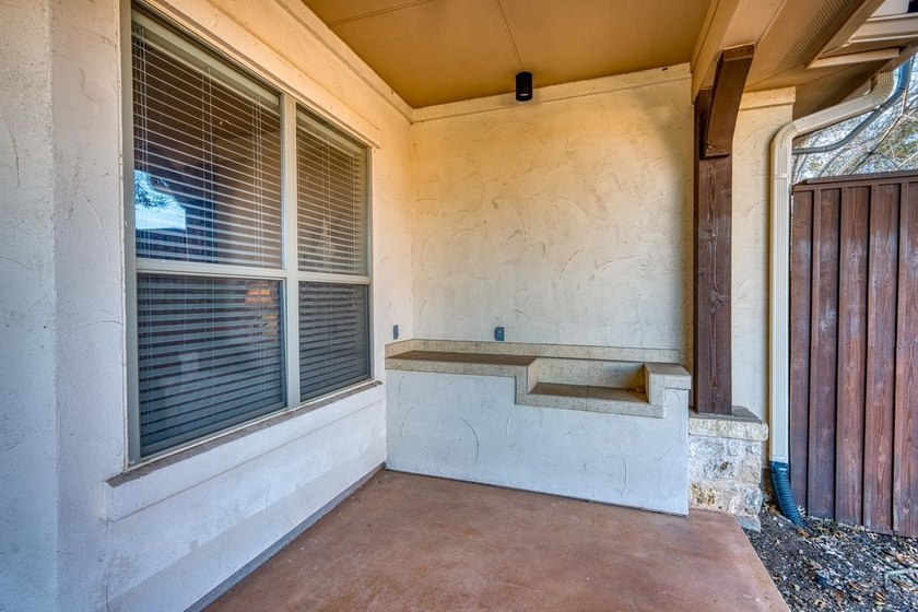 Discover this exceptional, single-level townhome featuring 3 - photo 22