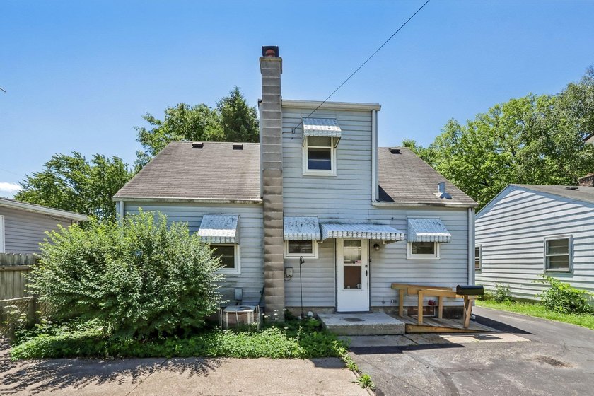 Welcome Home! A great move-in-ready starter home or investment - photo 30