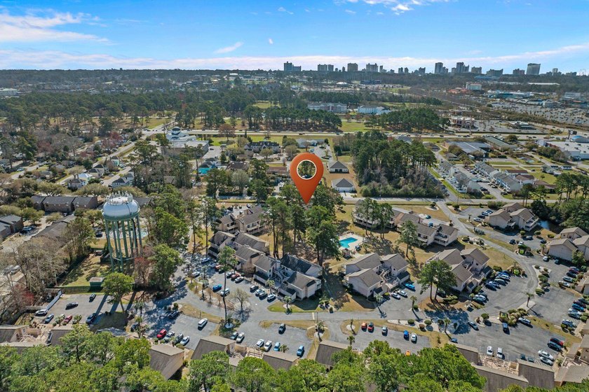 Welcome to this beautifully updated 2-bed/1-bath condo in - photo 32