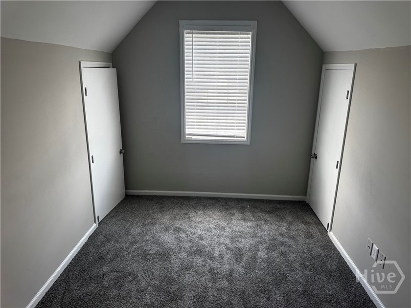 121 Laurelwood Ln - photo 10