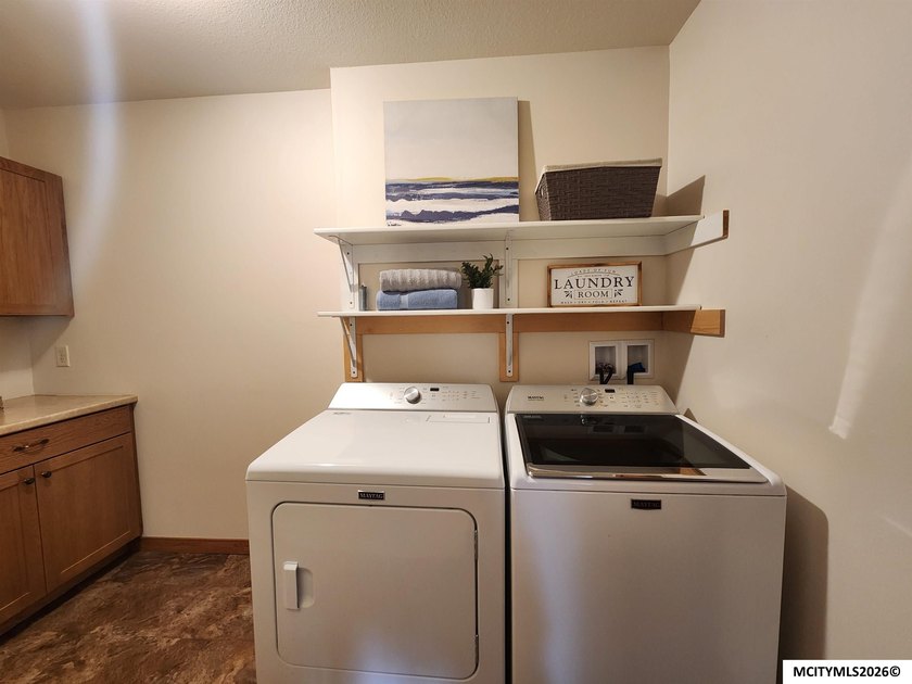 LUXURY LIVING AT AN AFFORDABLE PRICE! GARDEN PARK VILLAGE CONDOS - photo 8