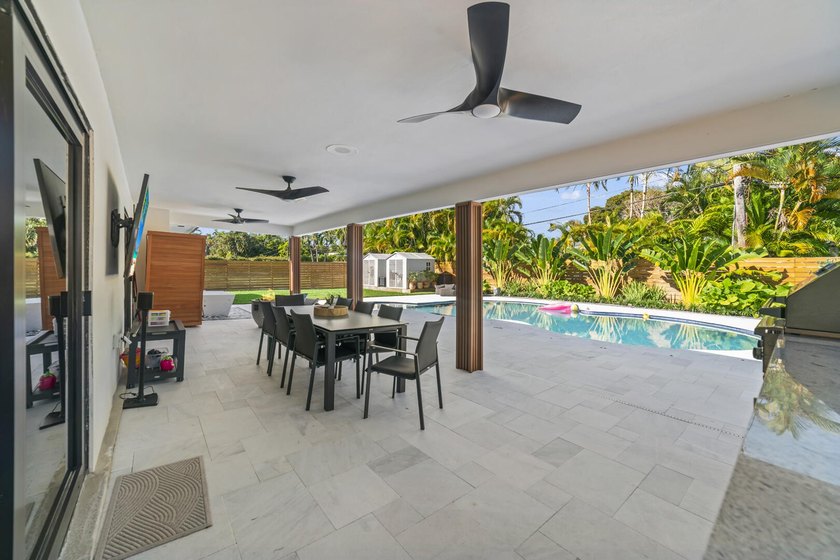 County Squire Estates Custom Gem, Fully Renovated and Move-In - photo 44