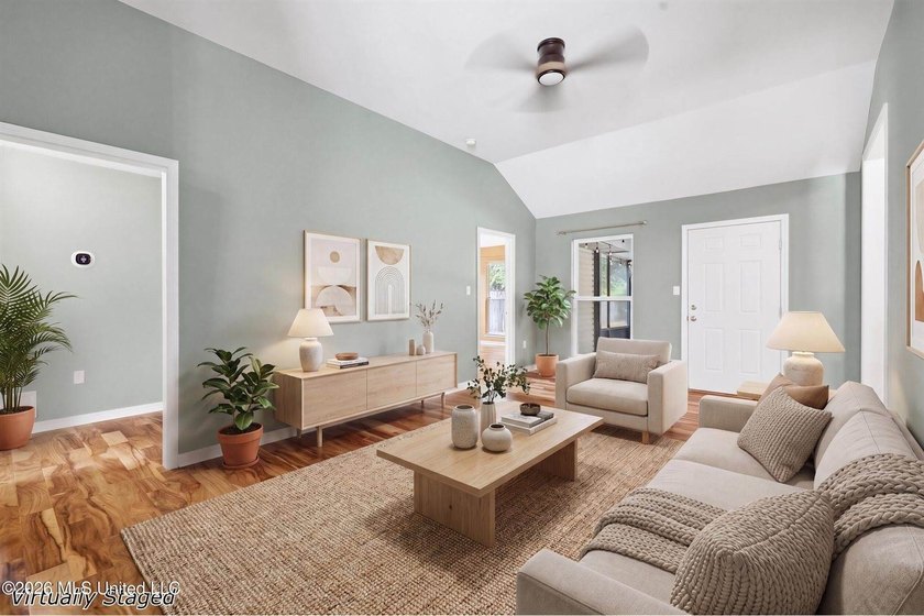 Welcome home to this well maintained 3-bedroom, 2-bathroom home - photo 12