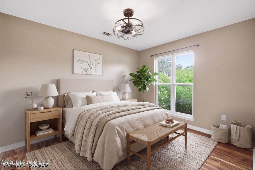Welcome home to this well maintained 3-bedroom, 2-bathroom home - photo 29