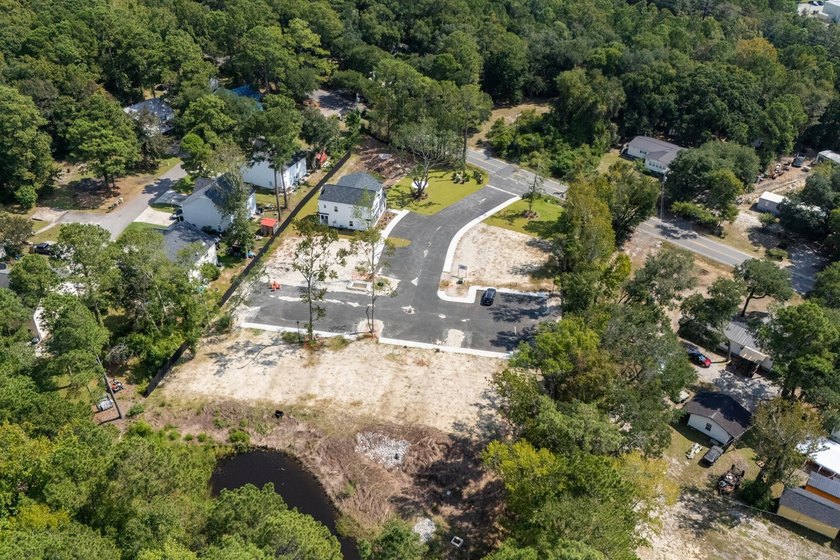 Introducing 19 Graybo Lane, a beautifully crafted new - photo 36
