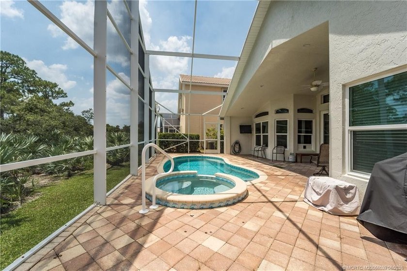 The Cottages of Hobe Sound is a gated community with tennis - photo 31